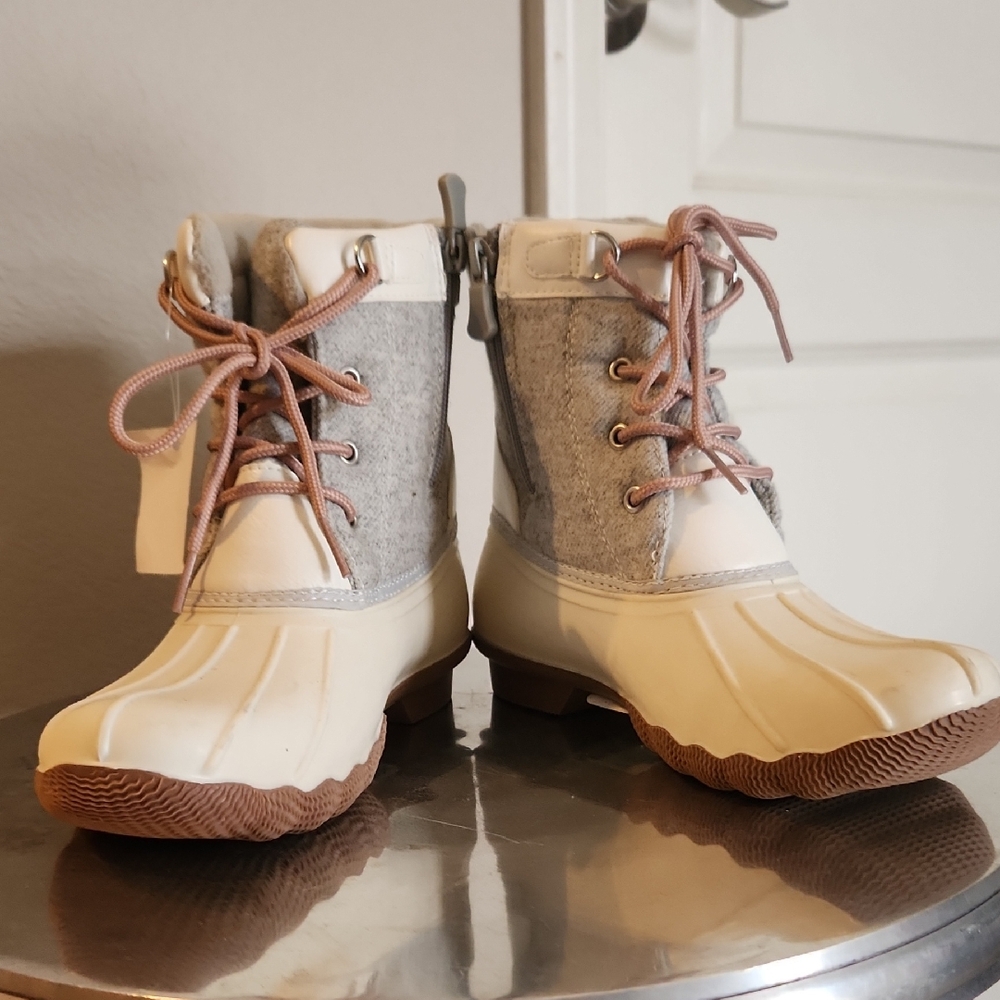 NWT Nordstrom Duck Rain Gray and Beige Boots